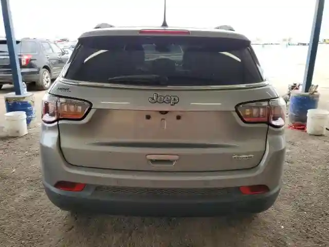 3C4NJCBB4HT617256 2017 JEEP COMPASS-5
