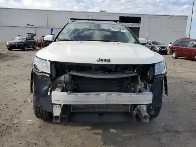 3C4NJDBB2MT575797 2021 JEEP COMPASS-4