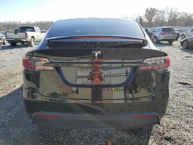 7SAXCBE54NF327096 2022 TESLA MODEL X-5