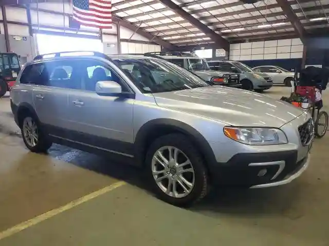 YV4612NK9G1268060 2016 VOLVO XC70-3