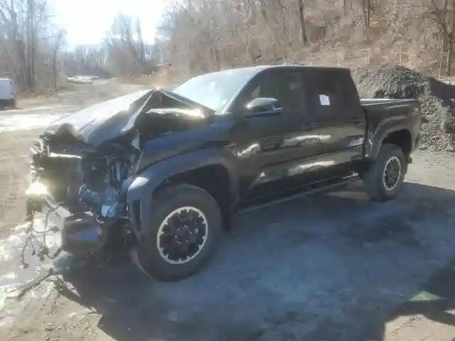 3TMLB5JN4RM083845 2024 TOYOTA TACOMA-0