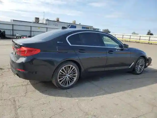 WBAJA9C57KB254712 2019 BMW 5 SERIES-2