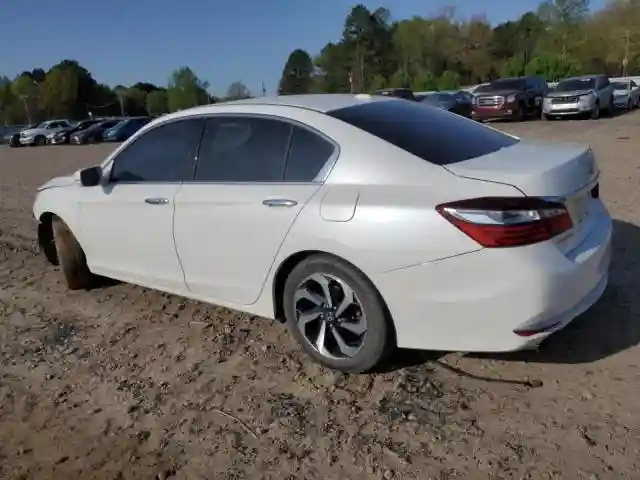 1HGCR3F83GA035719 2016 HONDA ACCORD-1