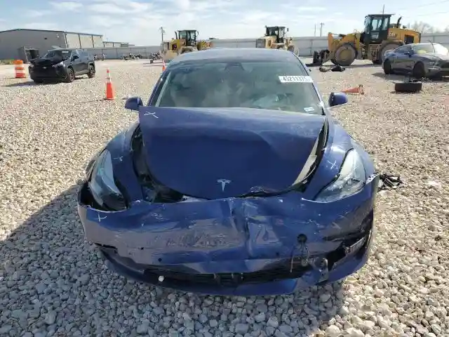 5YJ3E1EA6KF332972 2019 TESLA MODEL 3-4