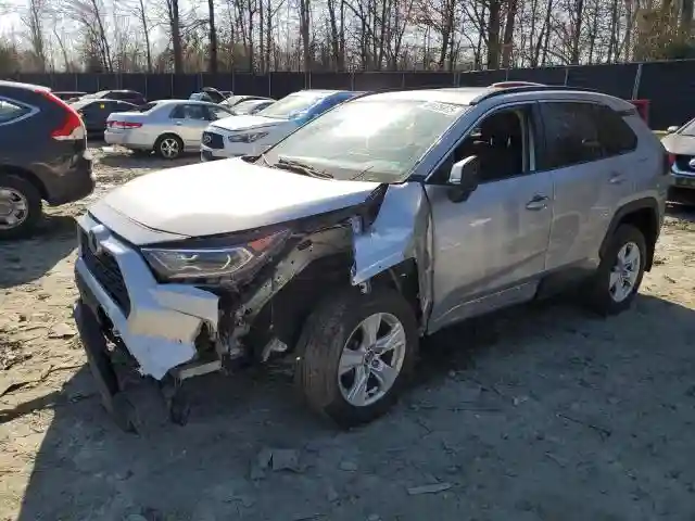 4T3R6RFV3MU024601 2021 TOYOTA RAV4-0