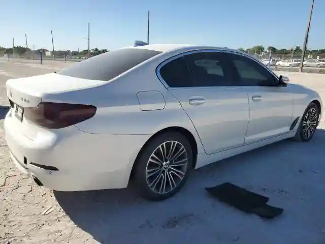 WBAJA5C58JWA39259 2018 BMW 5 SERIES-2