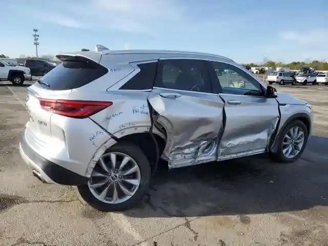 3PCAJ5M37KF147648 2019 INFINITI QX50-2