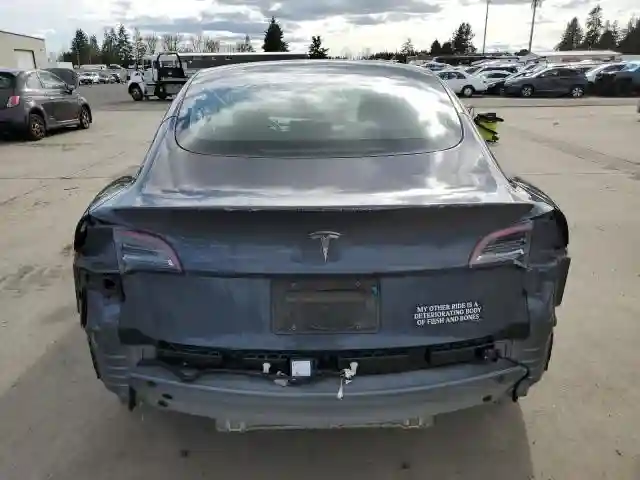 5YJ3E1EA4PF695438 2023 TESLA MODEL 3-5