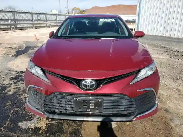 4T1F11AK4MU432744 2021 TOYOTA CAMRY-4