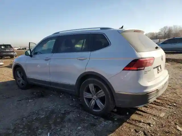 3VV5B7AX9JM222542 2018 VOLKSWAGEN TIGUAN-1