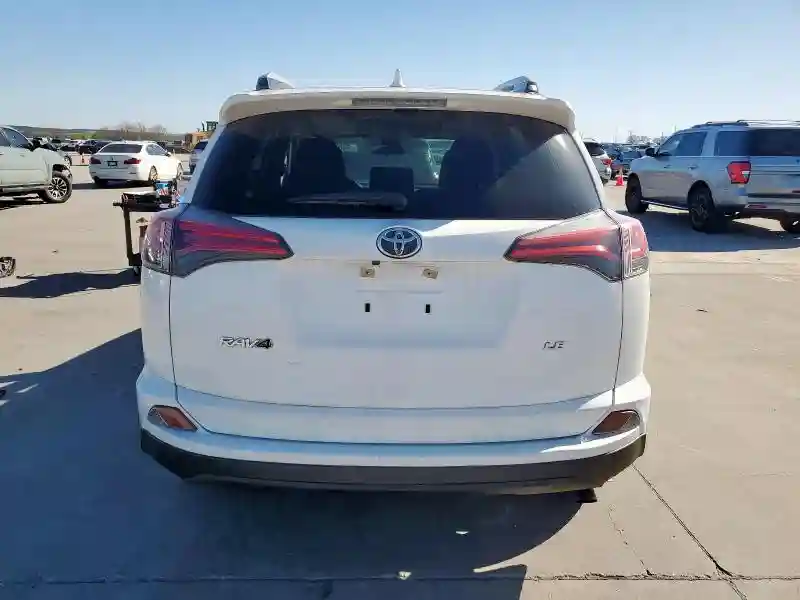 JTMZFREV5JJ740394 2018 TOYOTA RAV4-5