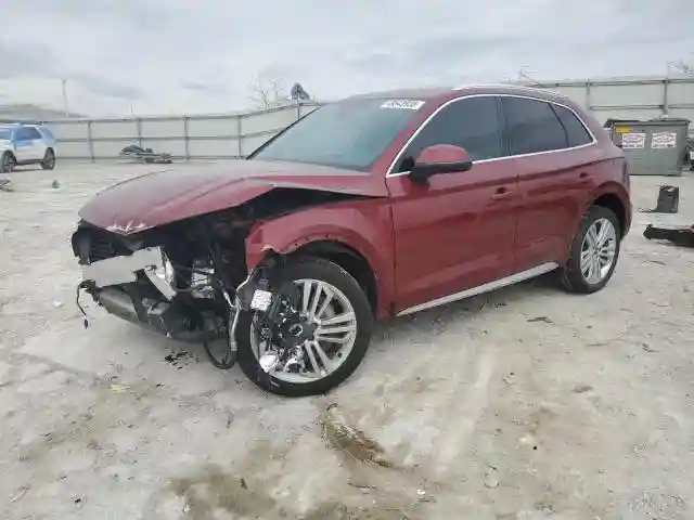 WA1CNAFY9J2016988 2018 AUDI Q5-0