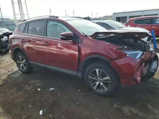 2T3RFREV0JW725903 2018 TOYOTA RAV4-3