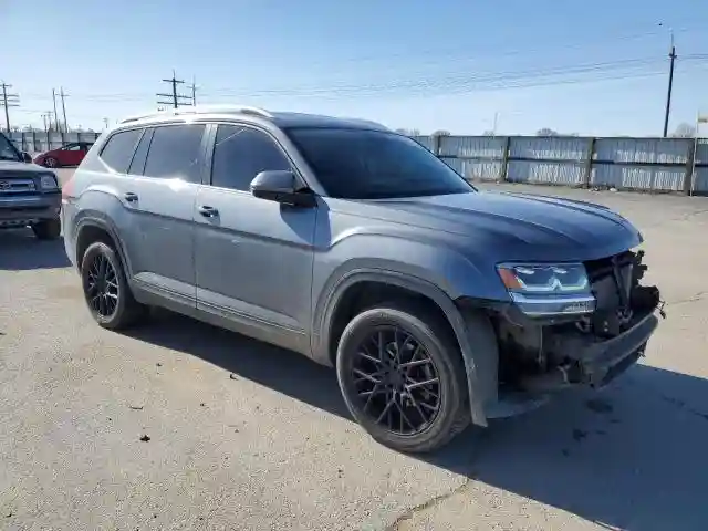 1V2CP2CA2JC596042 2018 VOLKSWAGEN ATLAS-3