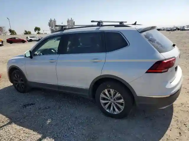 3VV3B7AX1JM087029 2018 VOLKSWAGEN TIGUAN-1