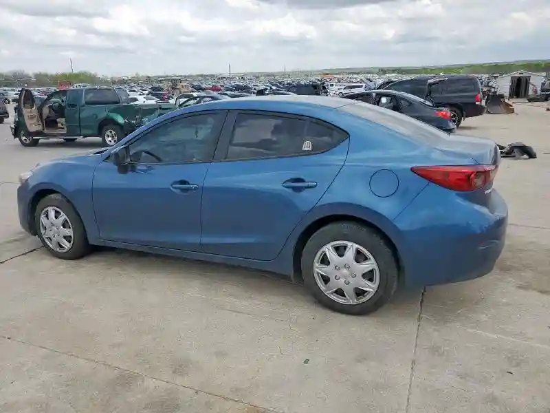 3MZBN1U73HM158121 2017 MAZDA 3-1