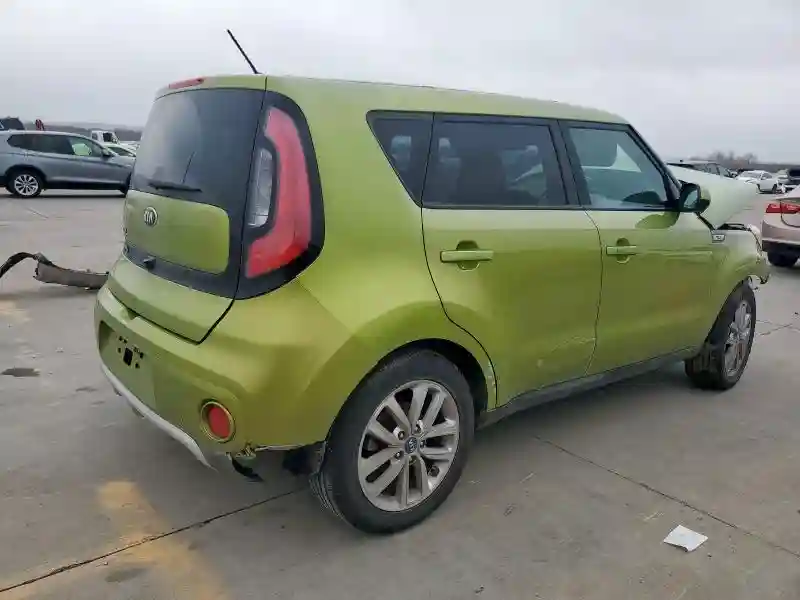 KNDJP3A55J7891701 2018 KIA SOUL-2