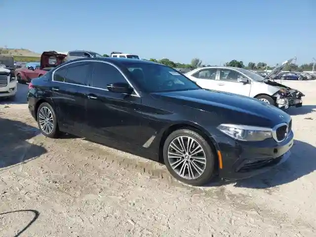 WBAJA9C54JB252043 2018 BMW 5 SERIES-3