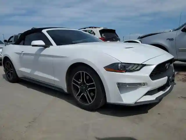 1FATP8UH5J5155211 2018 FORD ALL MODELS-3