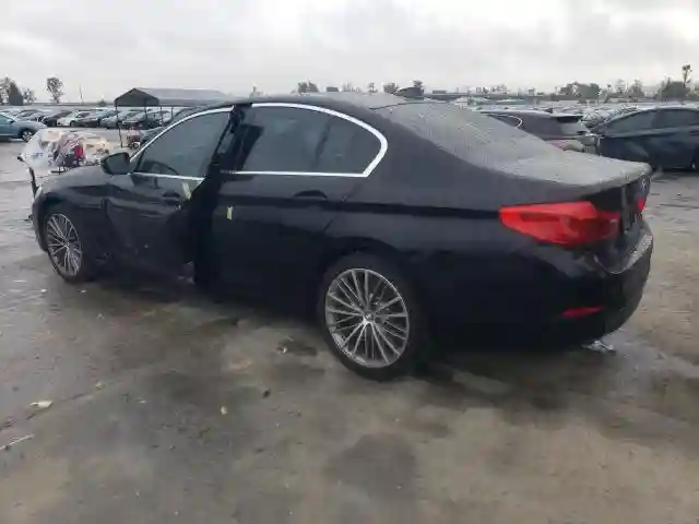 WBAJR3C01LWW77810 2020 BMW 5 SERIES-1