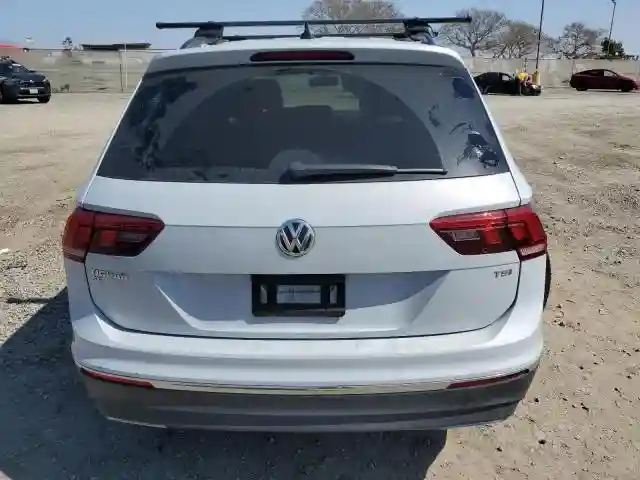 3VV3B7AX1JM087029 2018 VOLKSWAGEN TIGUAN-5