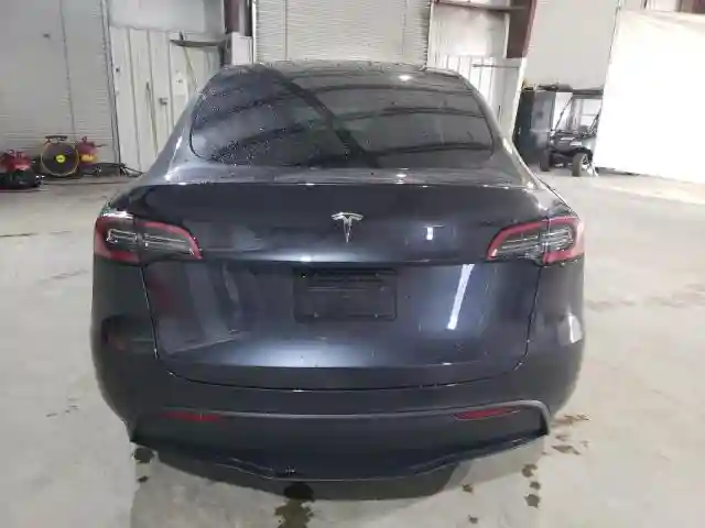 7SAYGDED1RA307161 2024 TESLA MODEL Y-5