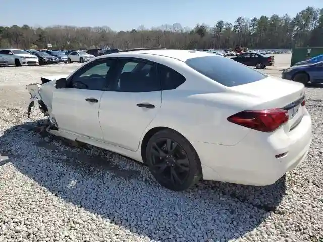 JN1BY1AP6GM220459 2016 INFINITI Q70-1