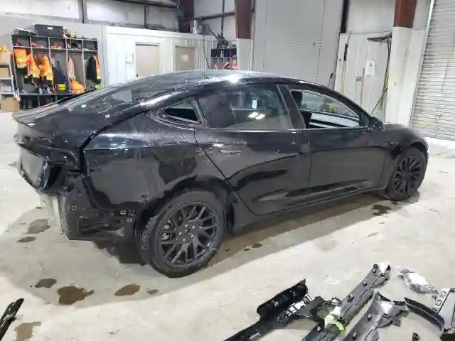 5YJ3E1EB8RF793027 2024 TESLA MODEL 3-2