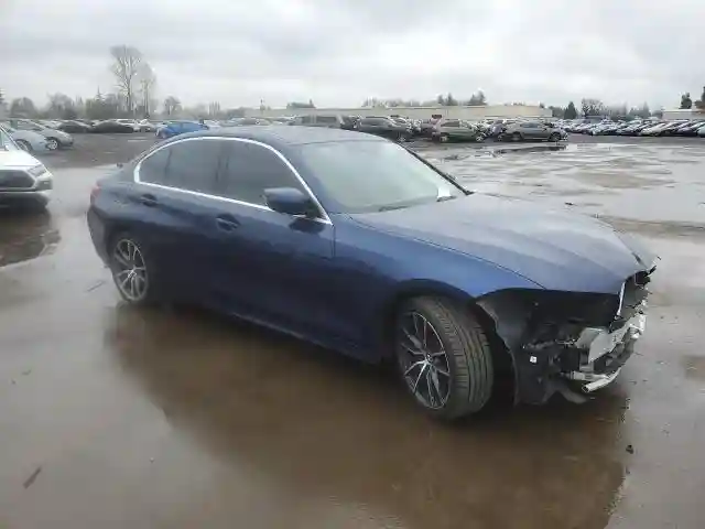 WBA5R1C50KAJ99375 2019 BMW 3 SERIES-3