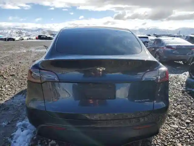 7SAYGDEEXRA222408 2024 TESLA MODEL Y-5