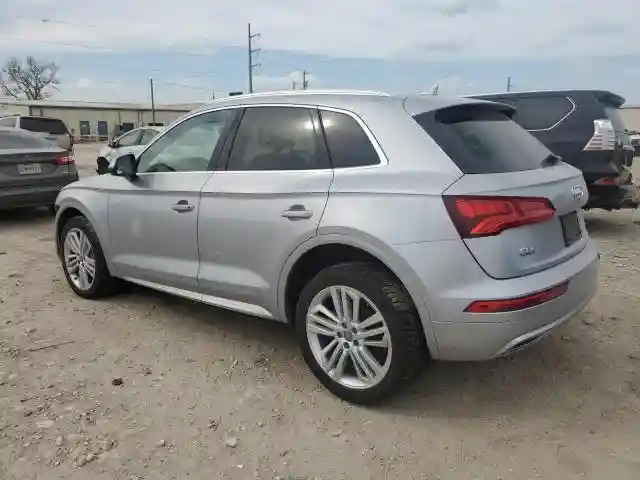 WA1BNAFY2K2049246 2019 AUDI Q5-1