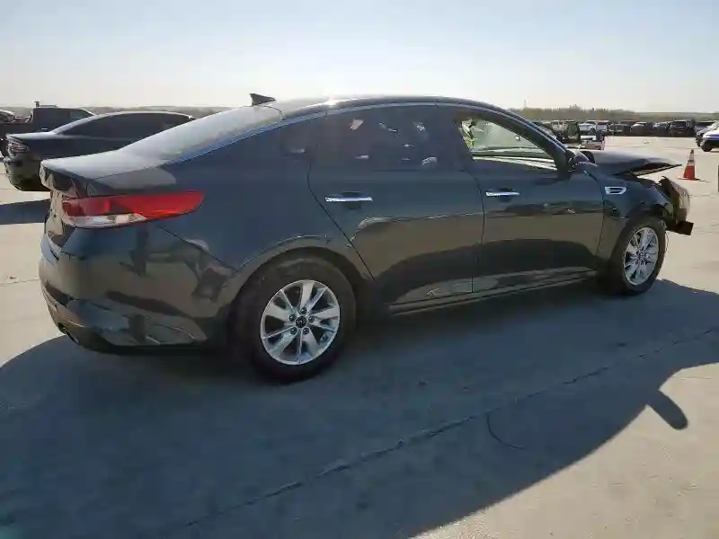 KNAGT4L37G5084573 2016 KIA OPTIMA-2