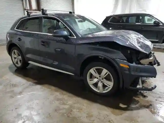 WA1BNAFY4K2112234 2019 AUDI Q5-3