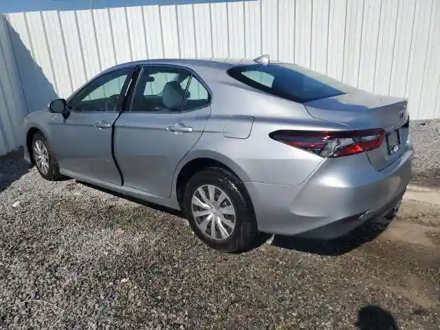 4T1C31AK1NU591283 2022 TOYOTA CAMRY-1