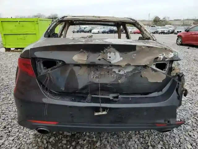 ZARFAEBN5H7535573 2017 ALFA ROMEO GIULIA-5
