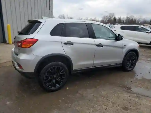 JA4AR3AU3KU022819 2019 MITSUBISHI OUTLANDER-2