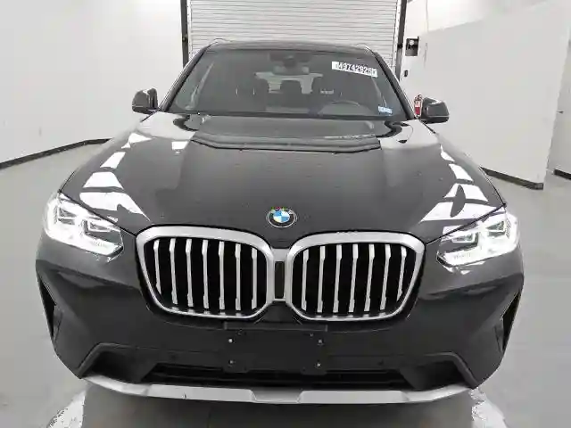 5UX43DP03R9W14974 2024 BMW X3-4
