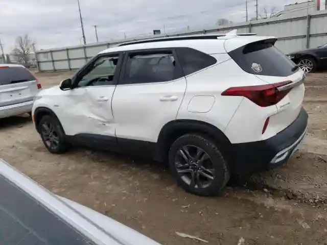 KNDEUCAAXM7170110 2021 KIA SELTOS-1
