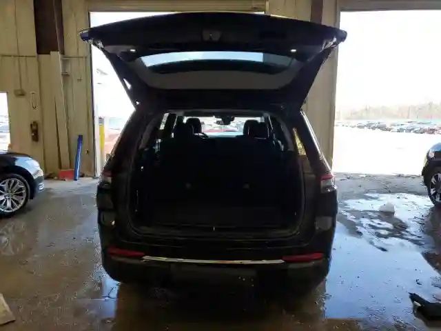 1C4RJKBG2N8556975 2022 JEEP GRAND CHEROKEE-5