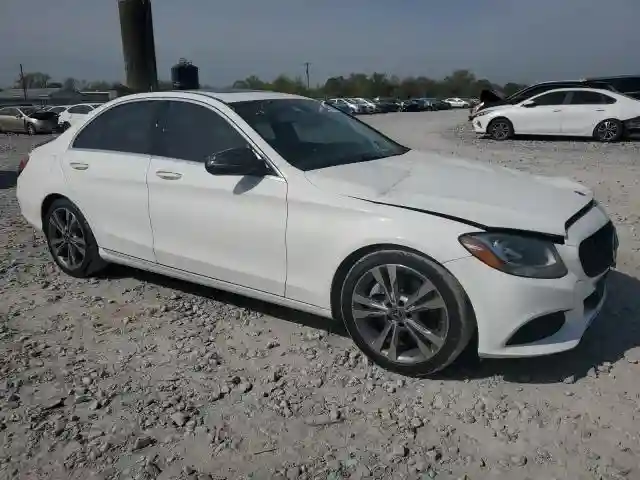 55SWF4JB8JU237921 2018 MERCEDES-BENZ C-CLASS-3