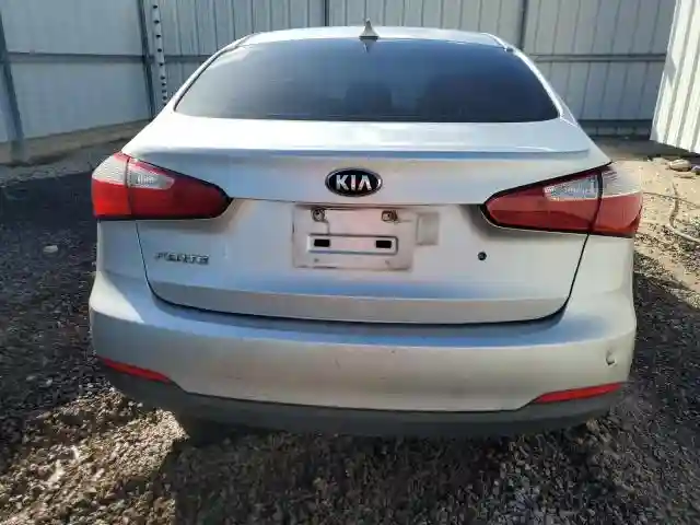 KNAFK4A65F5317375 2015 KIA FORTE-5