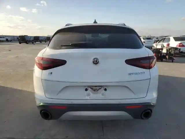 ZASPAKBN8N7D38381 2022 ALFA ROMEO STELVIO-5