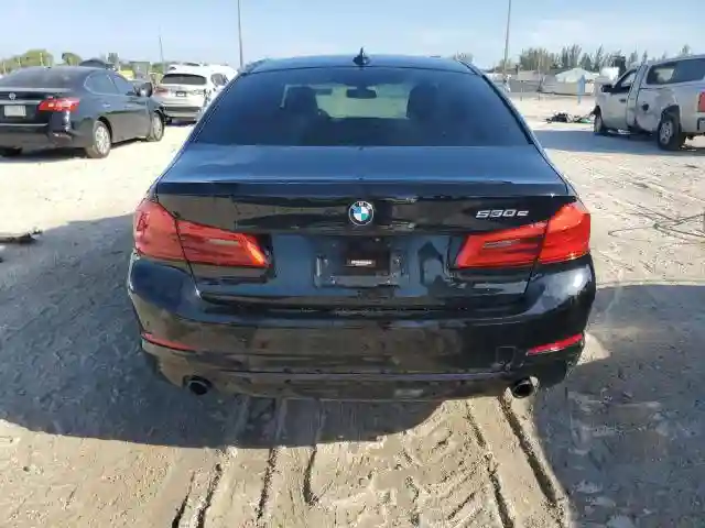 WBAJA9C54JB252043 2018 BMW 5 SERIES-5