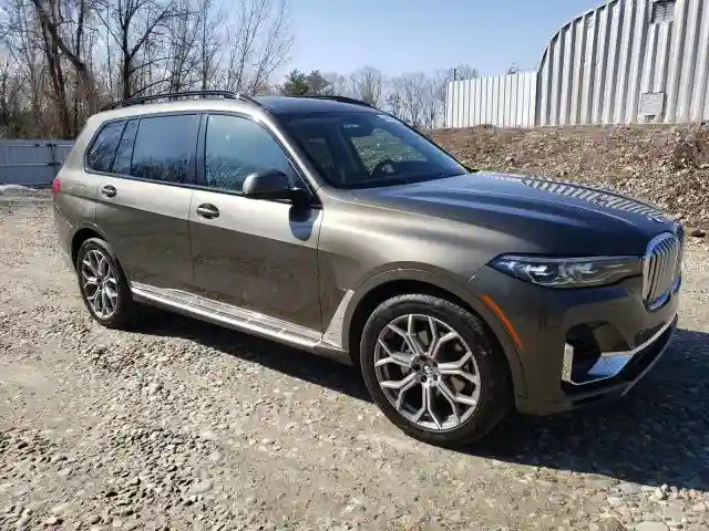 5UXCW2C09M9F82802 2021 BMW X7-3