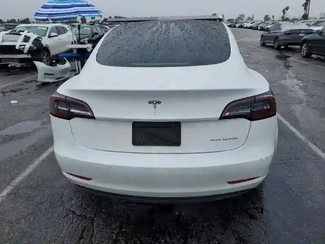 5YJ3E1EB4NF212763 2022 TESLA MODEL 3-5