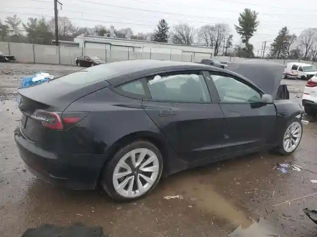 5YJ3E1EA3NF288398 2022 TESLA MODEL 3-2