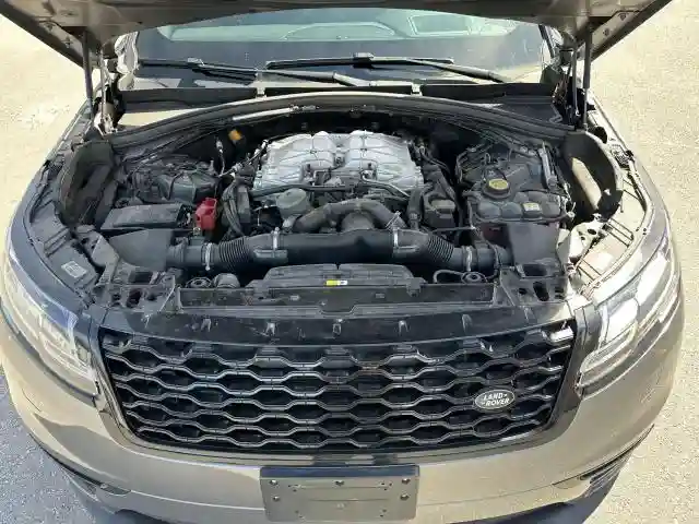 SALYL2EV8KA785867 2019 LAND ROVER RANGEROVER-5