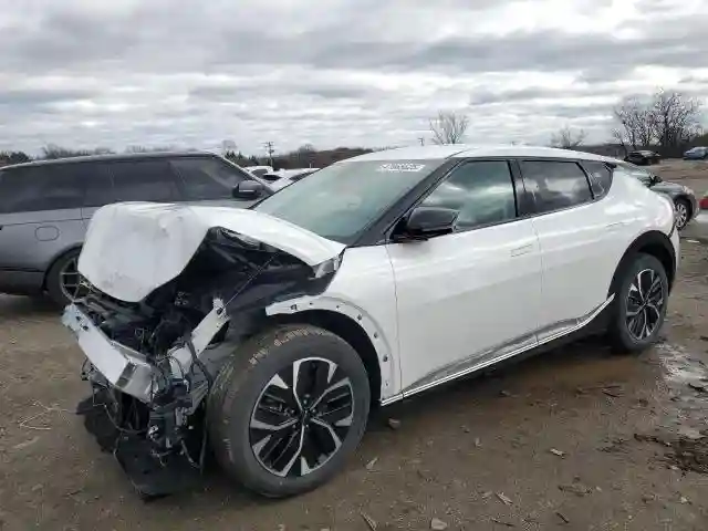 KNDC3DLC6R5192221 2024 KIA EV6 LIGHT-0