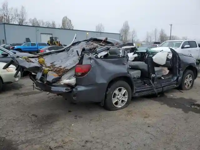 5TDBY5G11JS157628 2018 TOYOTA SEQUOIA-2