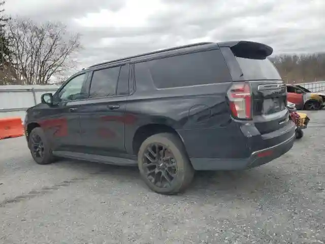 1GNSKEKD1NR120755 2022 CHEVROLET SUBURBAN-1